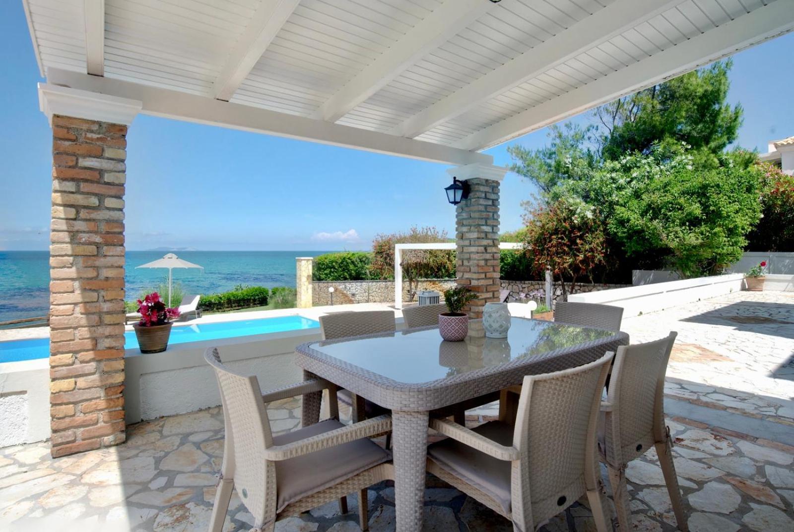 Beachfront Villa Victoras - With Private Beach Sidárion Exteriér fotografie