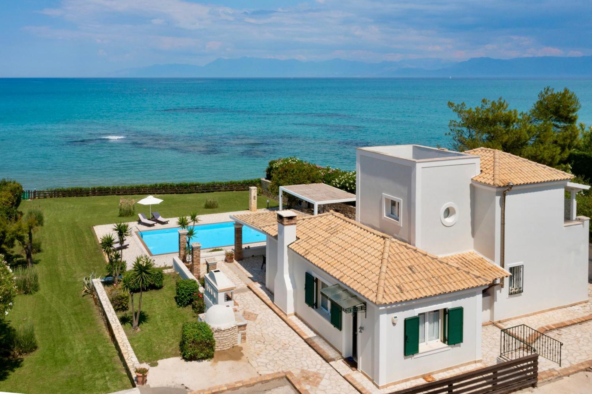 Beachfront Villa Victoras - With Private Beach Sidárion Exteriér fotografie